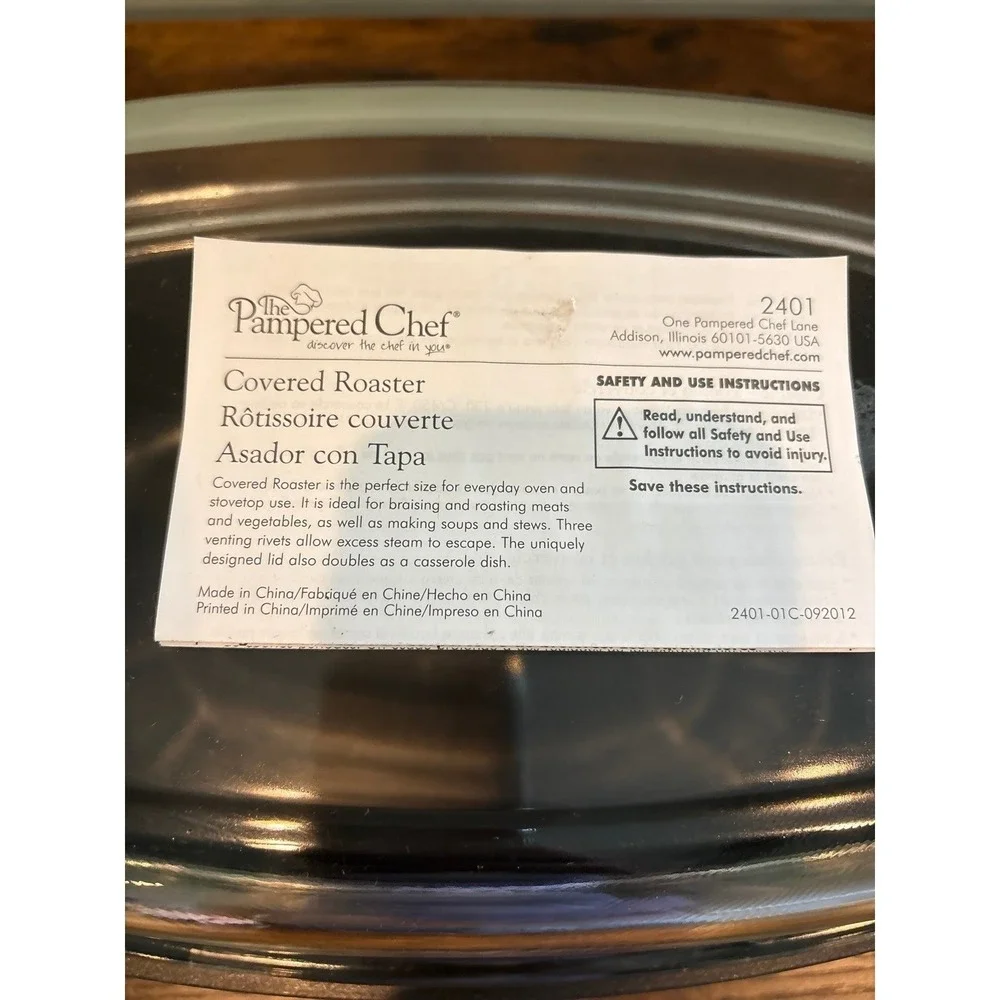 Pampered Chef Covered Roaster#2401 (Dual Use) Pan